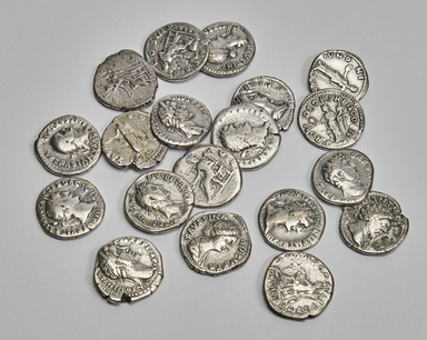Römische Silbermünzen aus Gräpel, Lkr. Stade (Foto: Museen Stade)